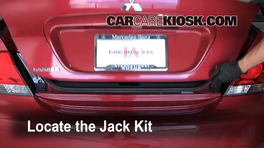 2005 Mitsubishi Lancer ES 2.0L 4 Cyl. Jack Up Car